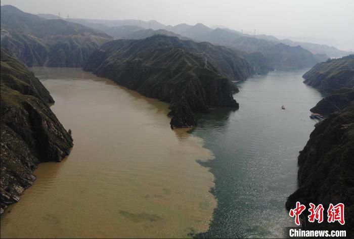 航拍黃河流域。(資料圖) 楊艷敏 攝
