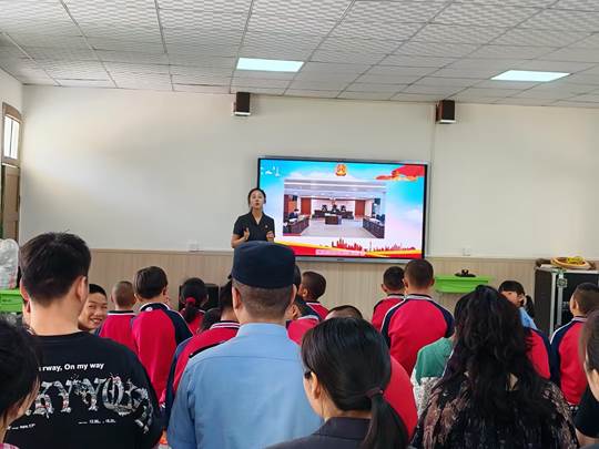 圖示, 示意圖

中度可信度描述已自動生成:ver1