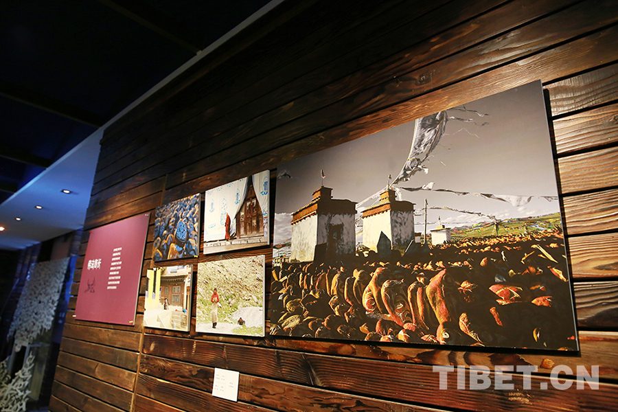 《世界屋脊秘境阿里》攝影展在京開幕