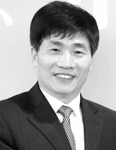 杜飛進：打造獨具特色的媒體智庫排頭兵