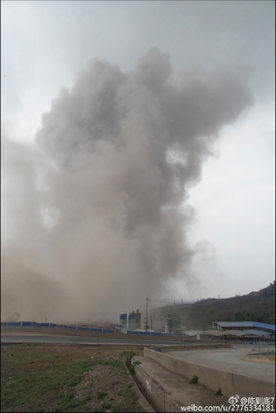 螢?zāi)豢煺?2015-02-25 09.47.53.png