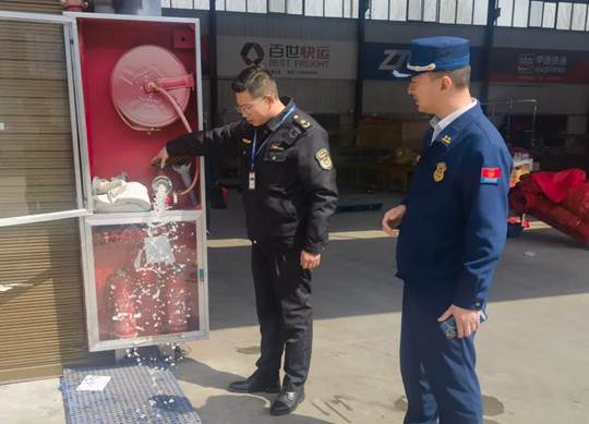 圖示, 示意圖

中度可信度描述已自動生成:ver1