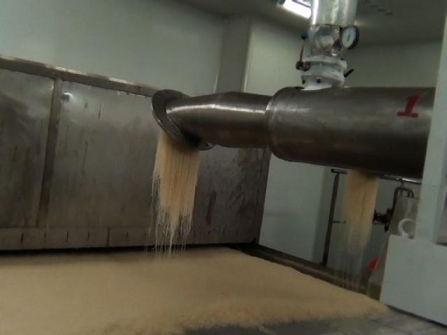 央視調(diào)查：部分企業(yè)用工業(yè)明膠加工藥用膠囊