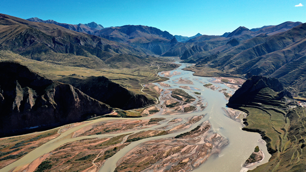 初秋,瀾滄江源的辮狀河流。張皓芃攝