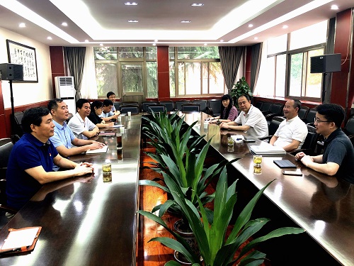 1593655145247415.jpeg 座談會(huì)現(xiàn)場(chǎng).jpg