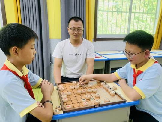 圖示, 示意圖

中度可信度描述已自動生成:ver1