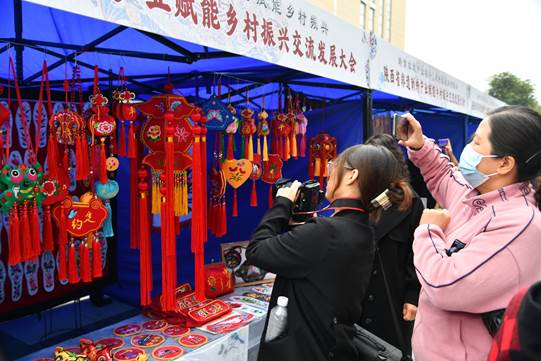 圖示, 示意圖

中度可信度描述已自動(dòng)生成:ver1