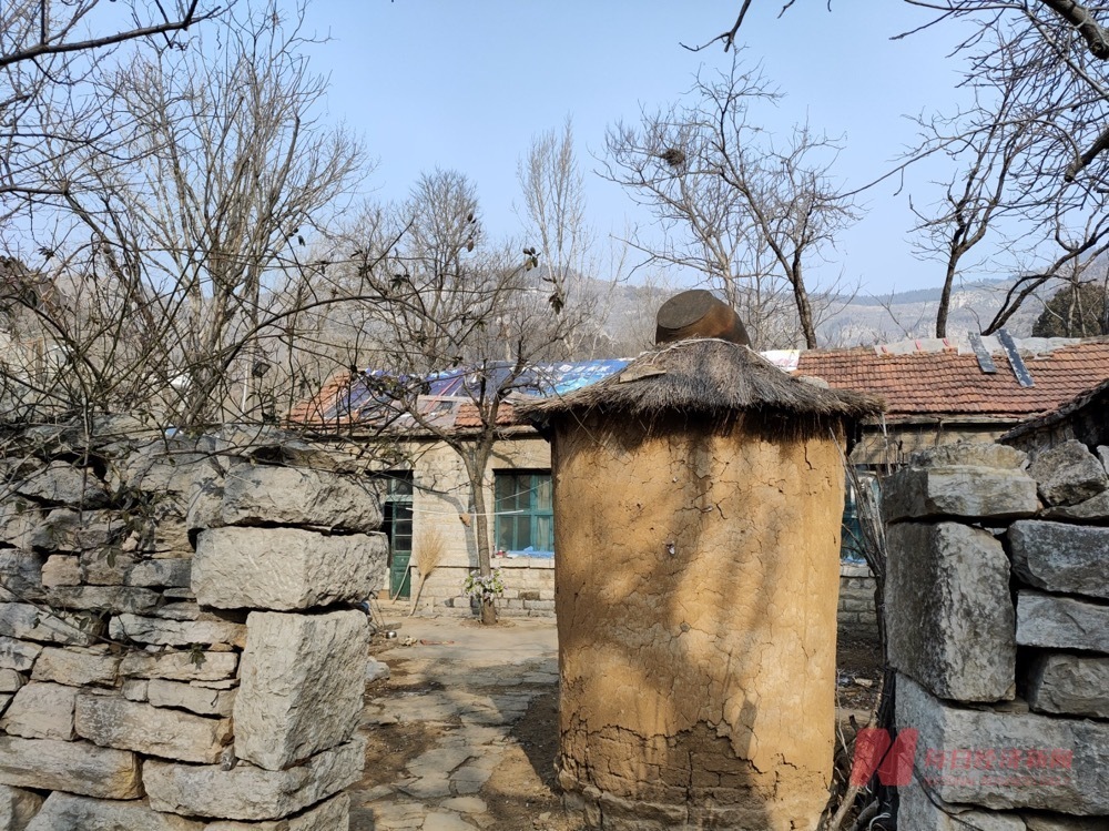 天井峪村的老房 每經(jīng)記者 王佳飛 攝