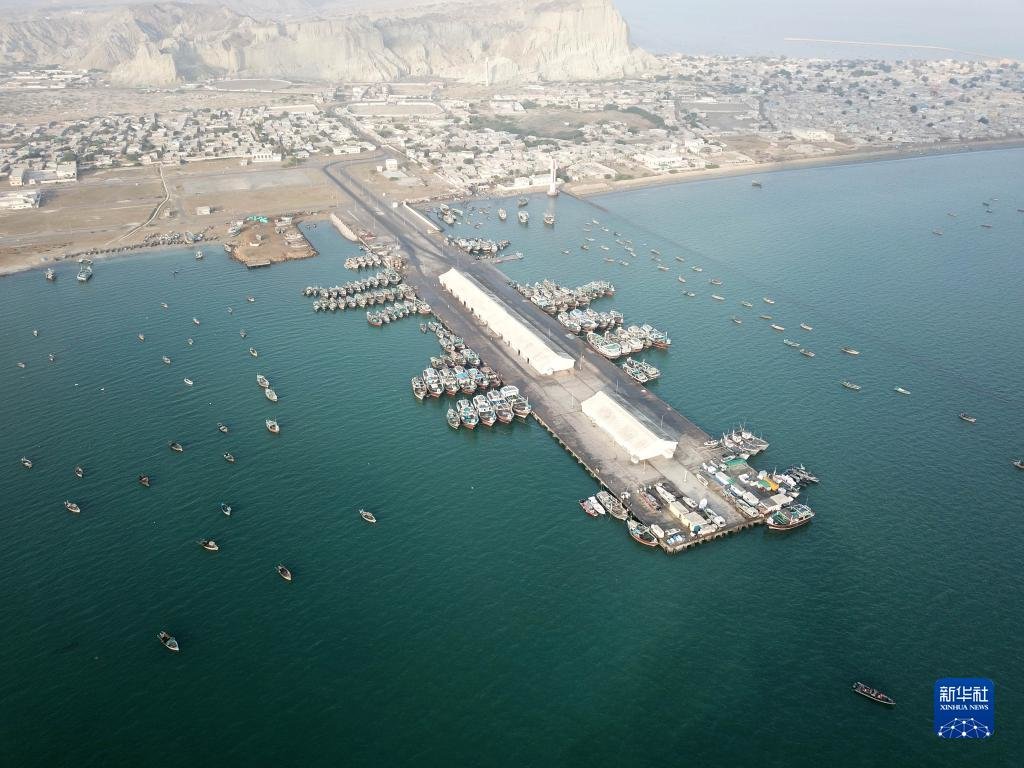 這是位于巴基斯坦西南部的瓜達爾港(2018年1月29日攝)。新華社發(fā)(艾哈邁德·卡邁勒攝) 這是位于巴基斯坦西南部的瓜達爾港(2018年1月29日攝)。新華社發(fā)(艾哈邁德·卡邁勒攝)